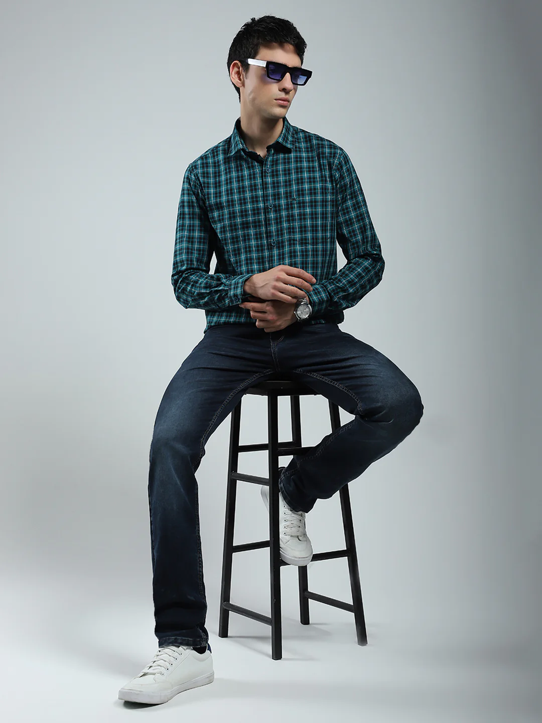 Men Green Check Collar Full Sleeve Shirt - Image 2