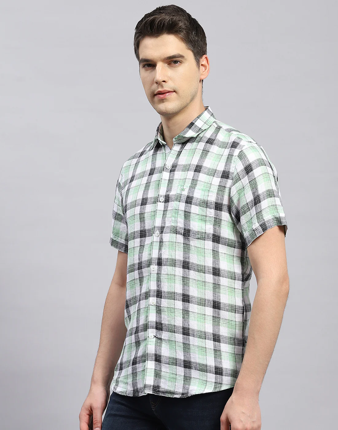 Men Green Check Collar Half Sleeve Linen Shirt - Image 3