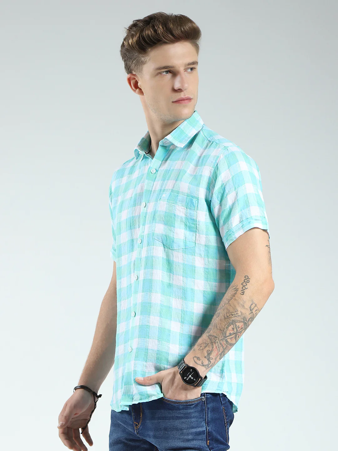Men Green Check Collar Half Sleeve Linen Shirt - Image 3