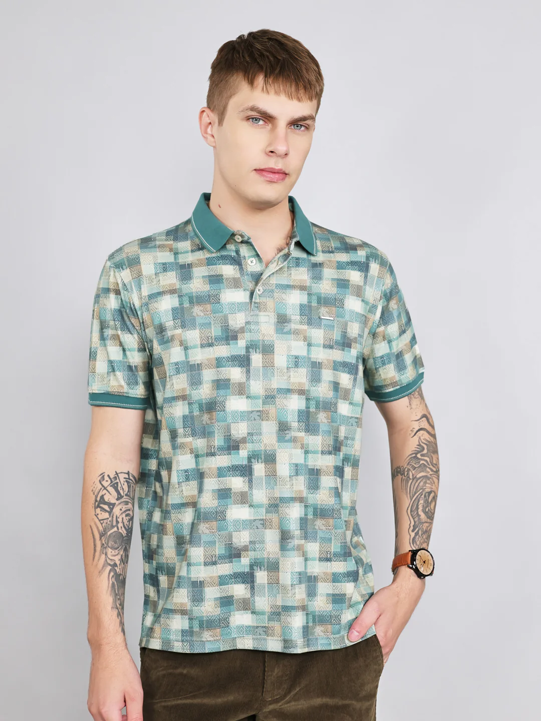 Men Green Colourblocked Collar Half Sleeve T-Shirt