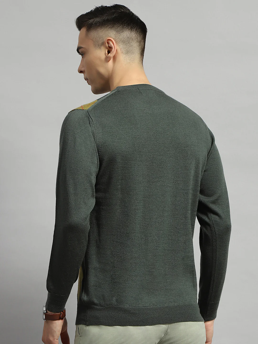 Luxuria Men Green Geometric Round Neck Full Sleeve Pullover - Image 5
