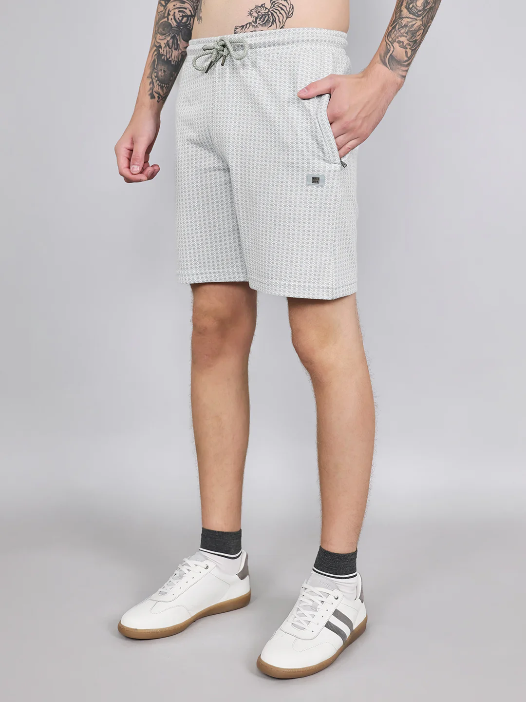 Men Green Jacquard Regular Fit Bermuda - Image 3