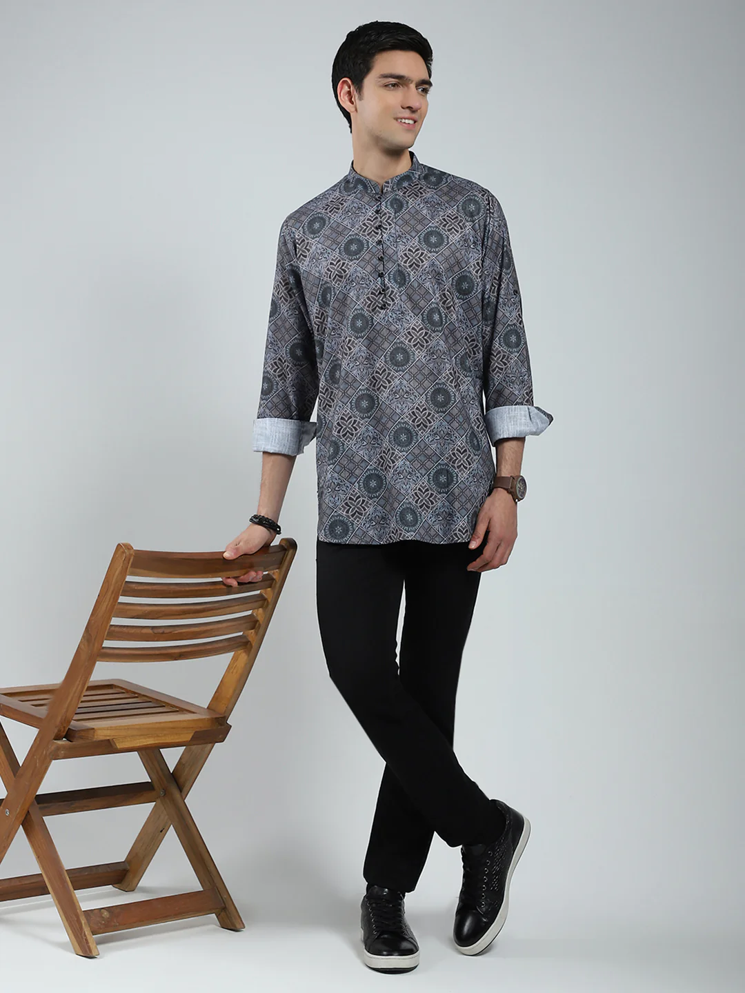 Men Green Printed Band Collar Full Sleeve Kurta - Image 2