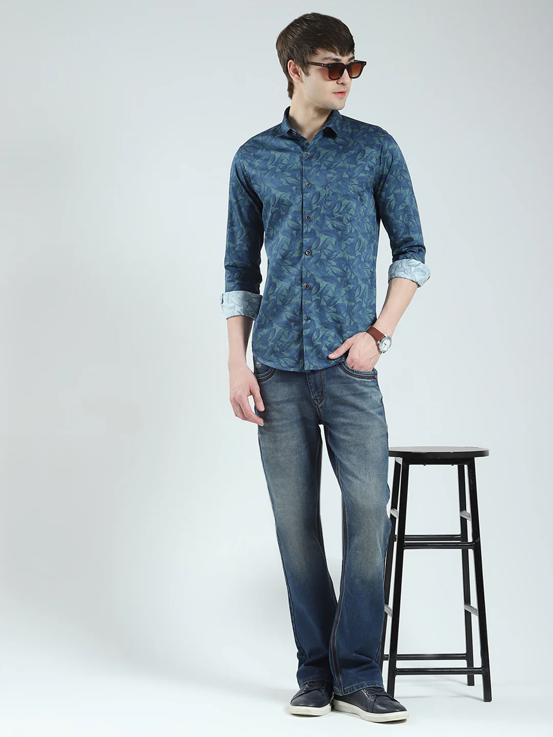 Men Green Printed Collar Full Sleeve Shirt - Image 2