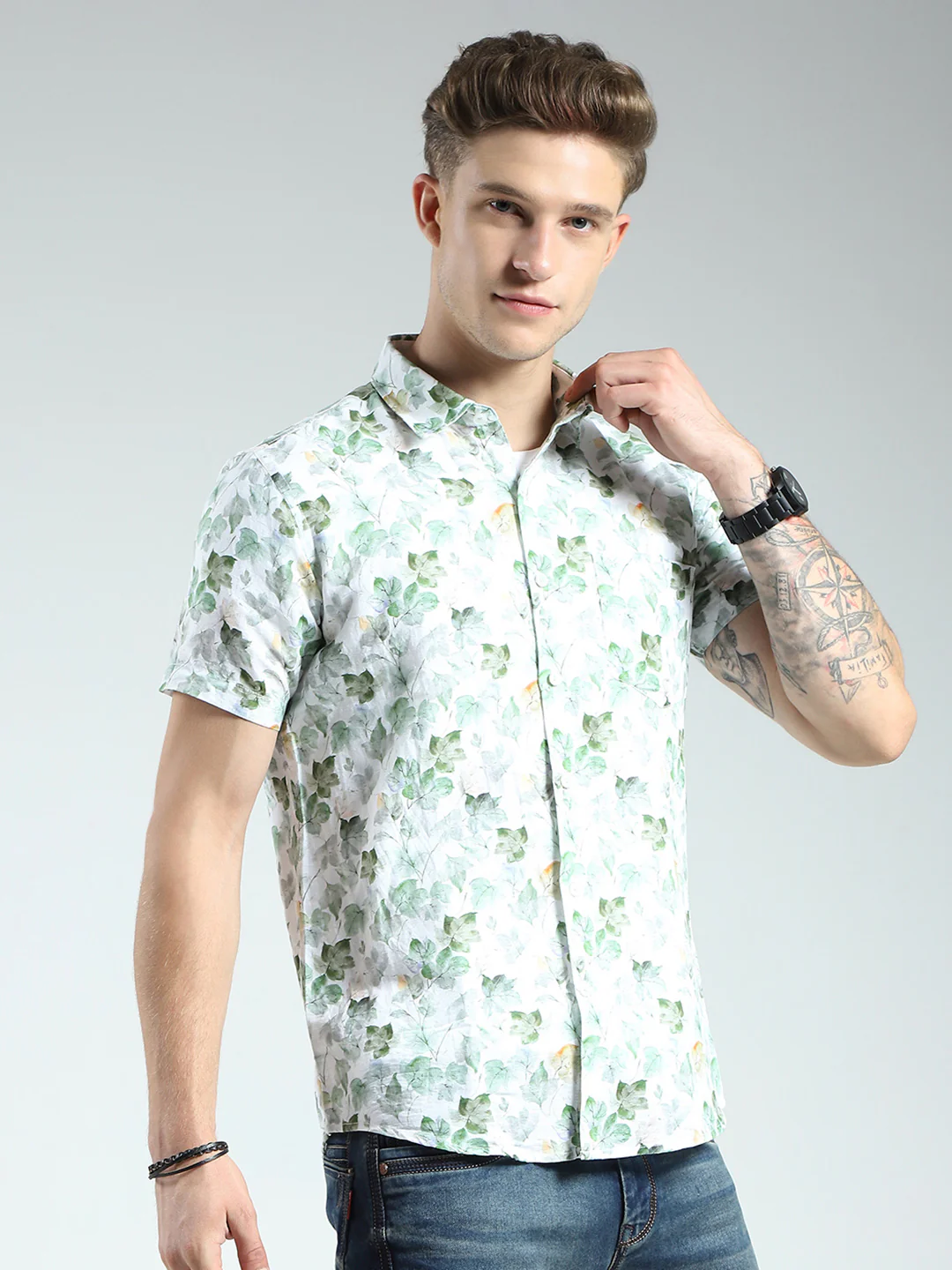 Men Green Printed Collar Half Sleeve Linen Shirt - Image 4