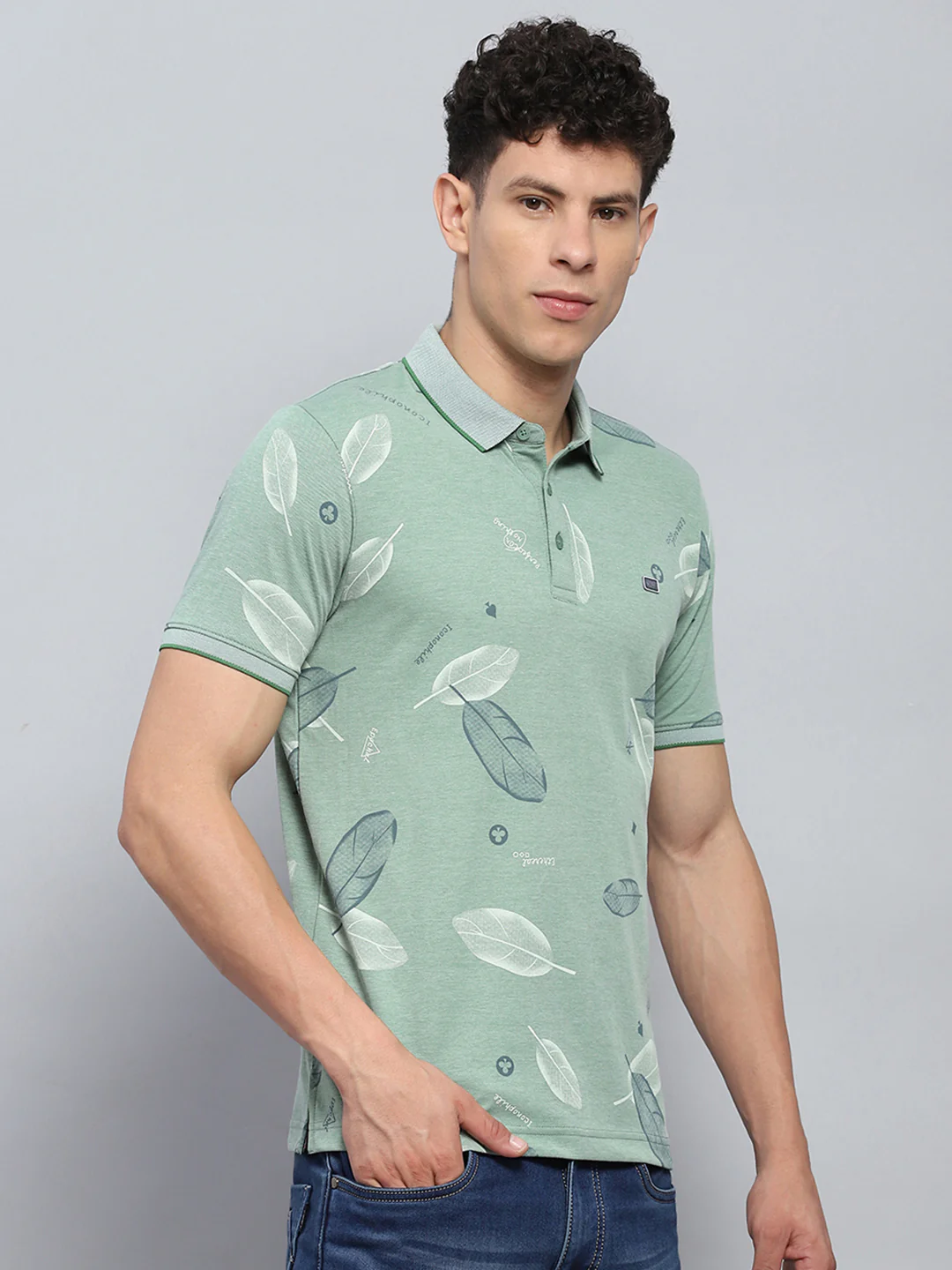 Men Green Printed Collar Half Sleeve T-Shirt - Image 4