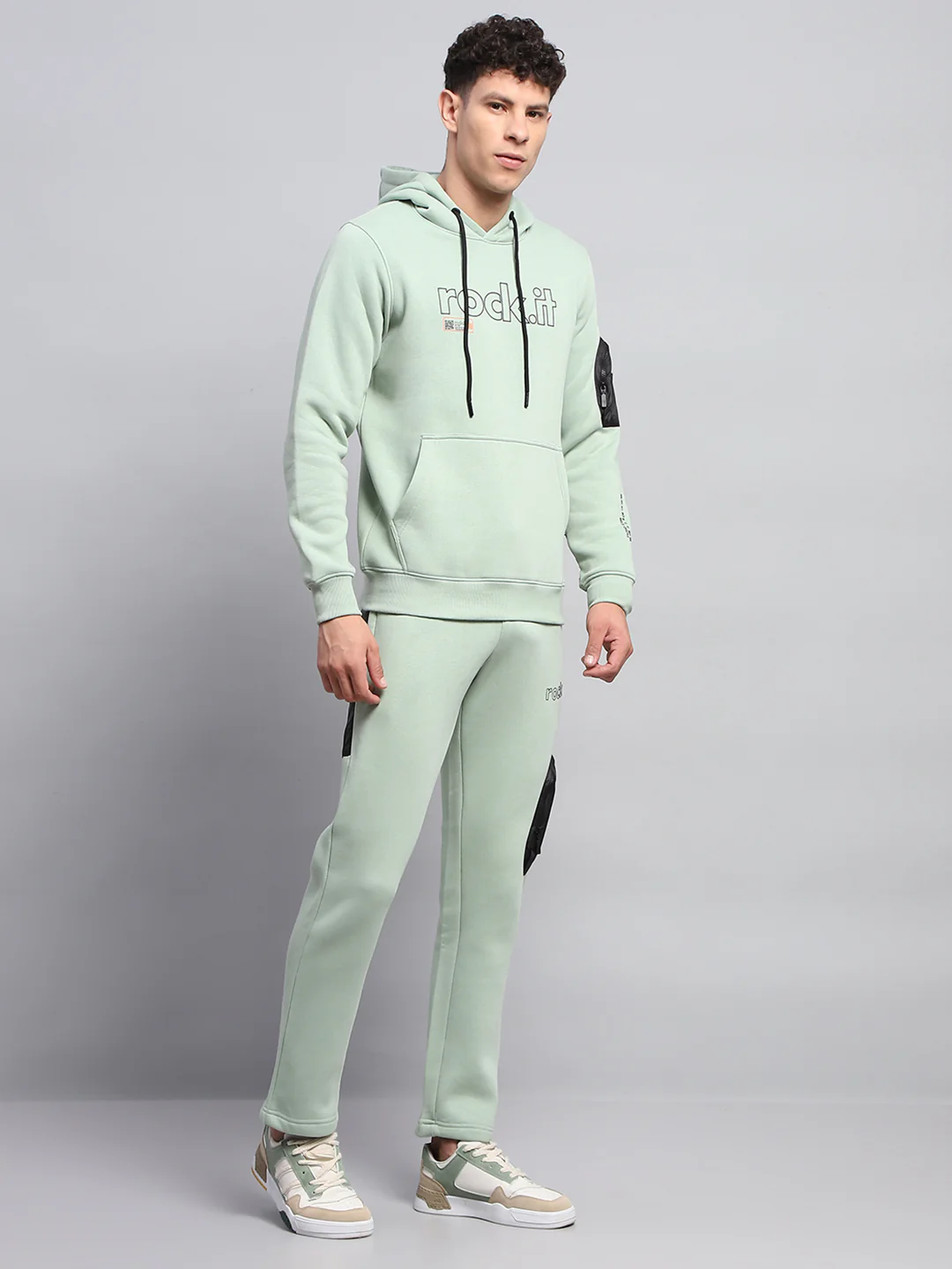 Rock.it Men Green Printed Hooded Full Sleeve Winter Tracksuit - Image 4