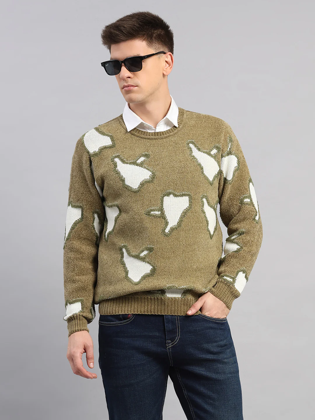 Men Green Printed Round Neck Full Sleeve Pullover - Image 6