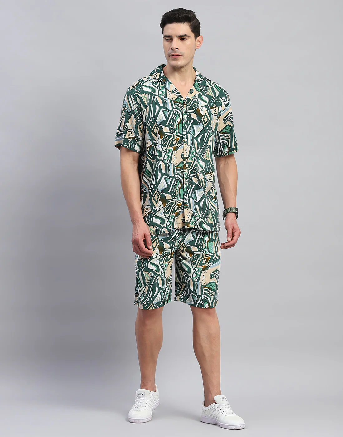Rock.it Men Green Printed Round Neck Half Sleeve Cords Set - Image 2