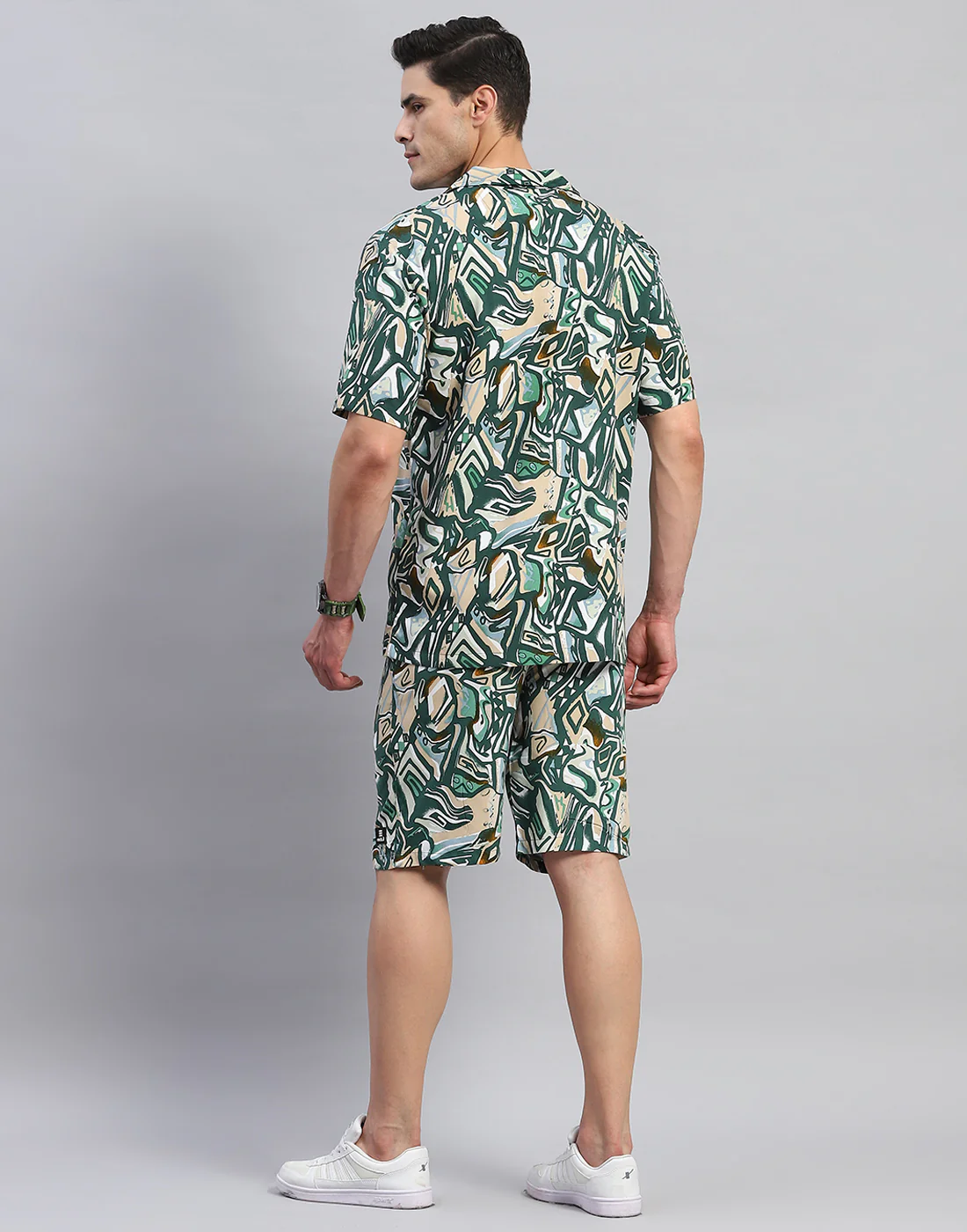 Rock.it Men Green Printed Round Neck Half Sleeve Cords Set - Image 5