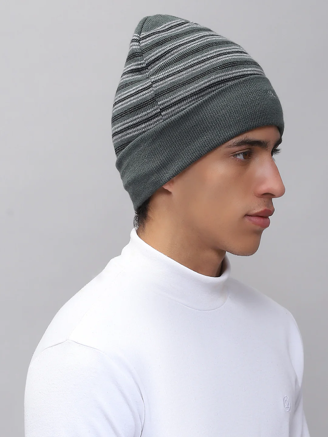 Men Green Self Design Cap - Image 4
