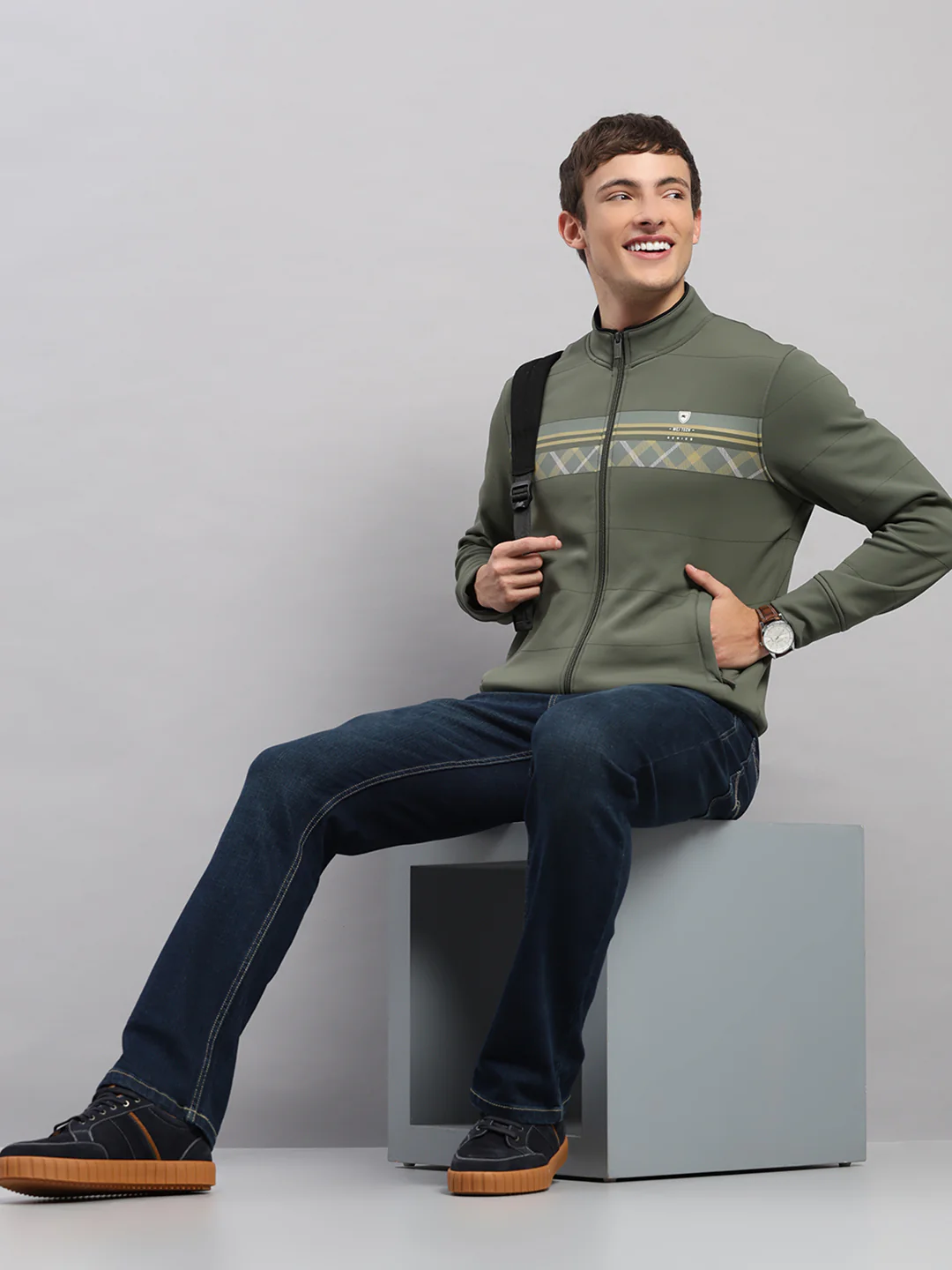 Men Green Self Design Collar Full Sleeve Sweatshirt - Image 2