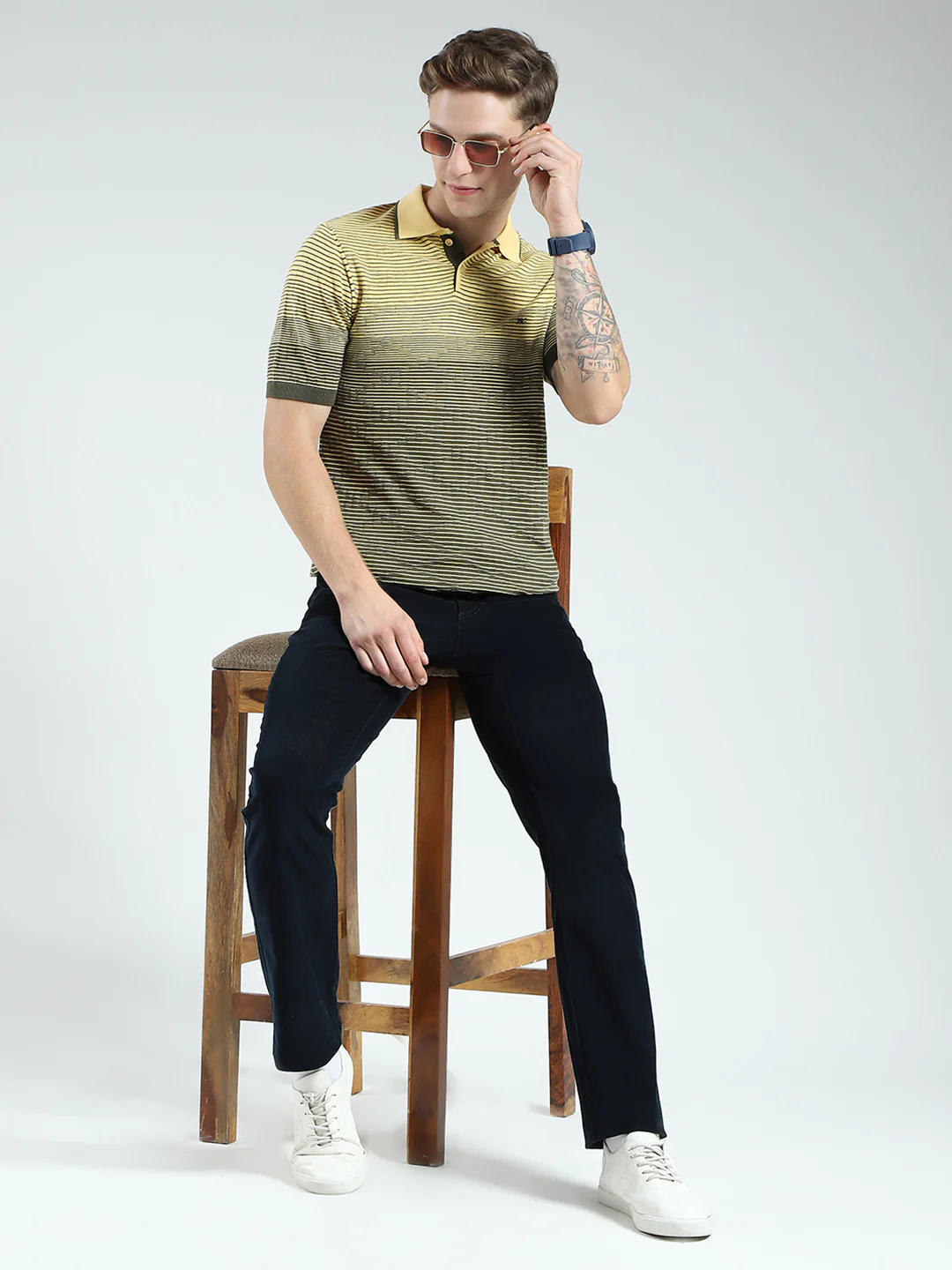 Men Green Self Design Collar Half Sleeve T-Shirt - Image 2