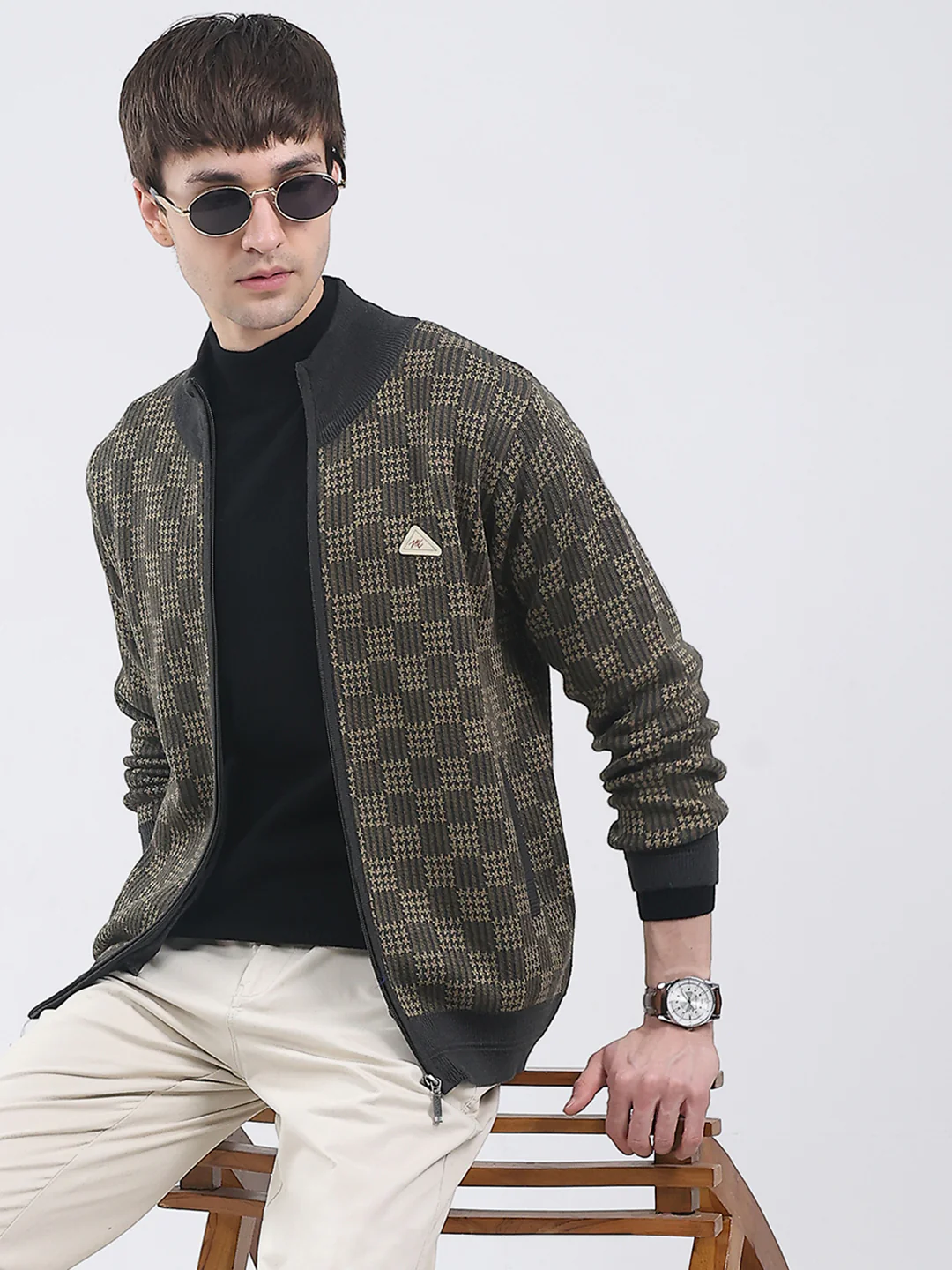 Men Green Self Design Mock Neck Full Sleeve Pullover - Image 6