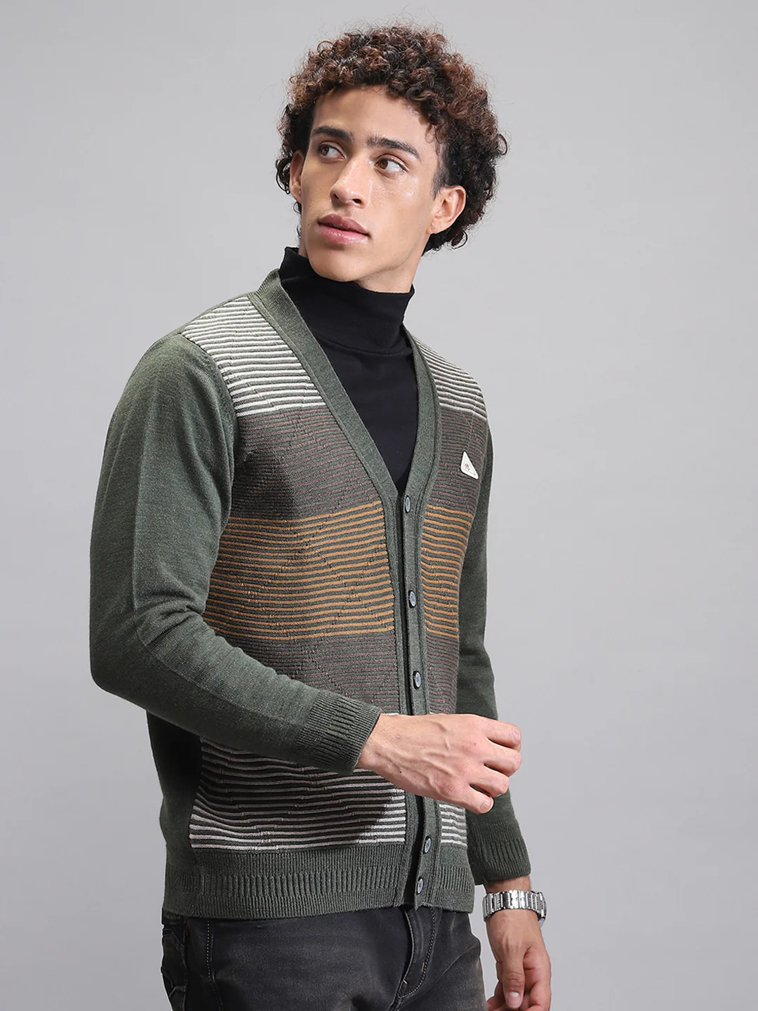 Men Green Self Design V Neck Full Sleeve Cardigan - Image 4