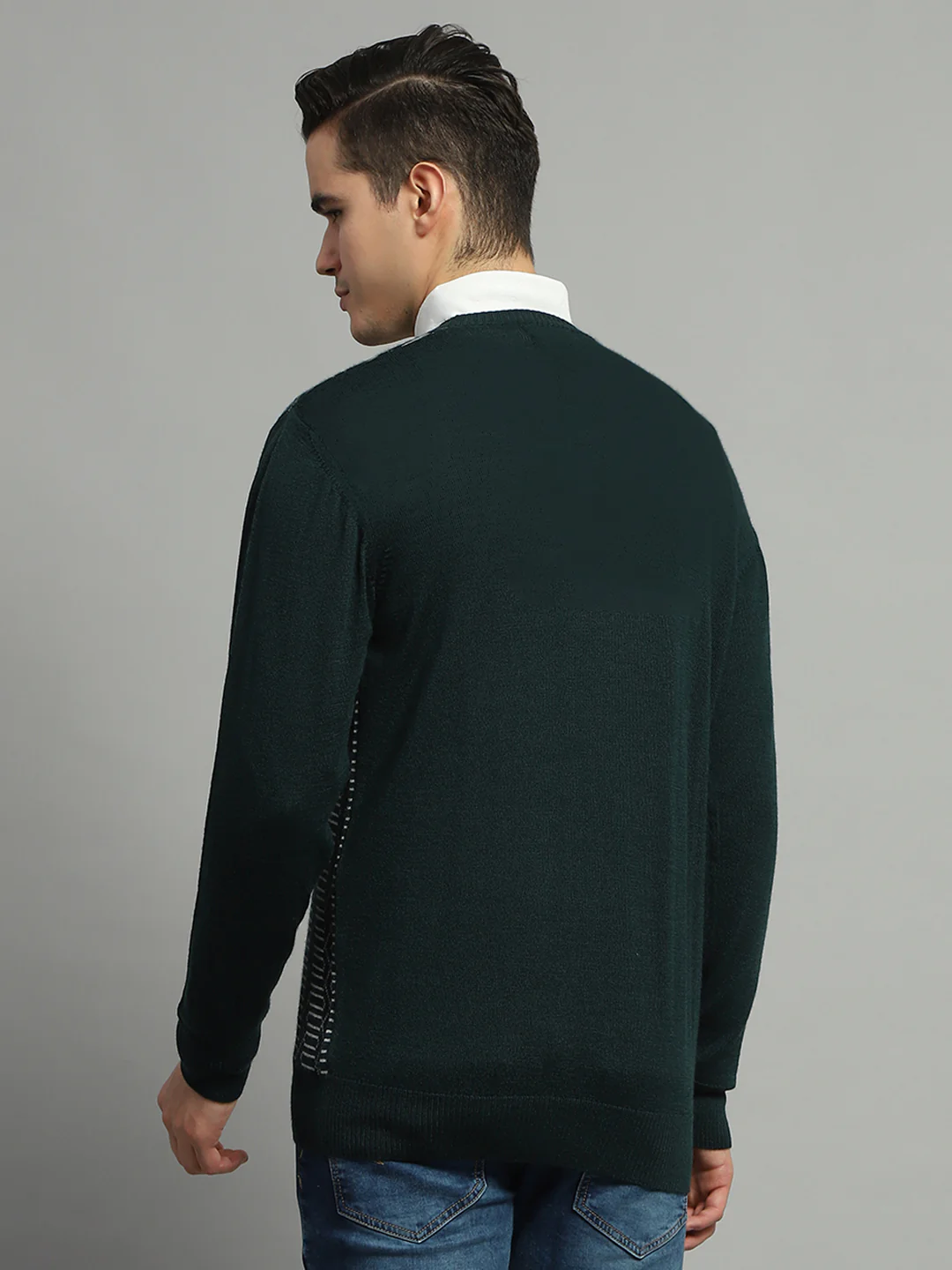 Luxuria Men Green Self Design V Neck Full Sleeve Pullover - Image 5