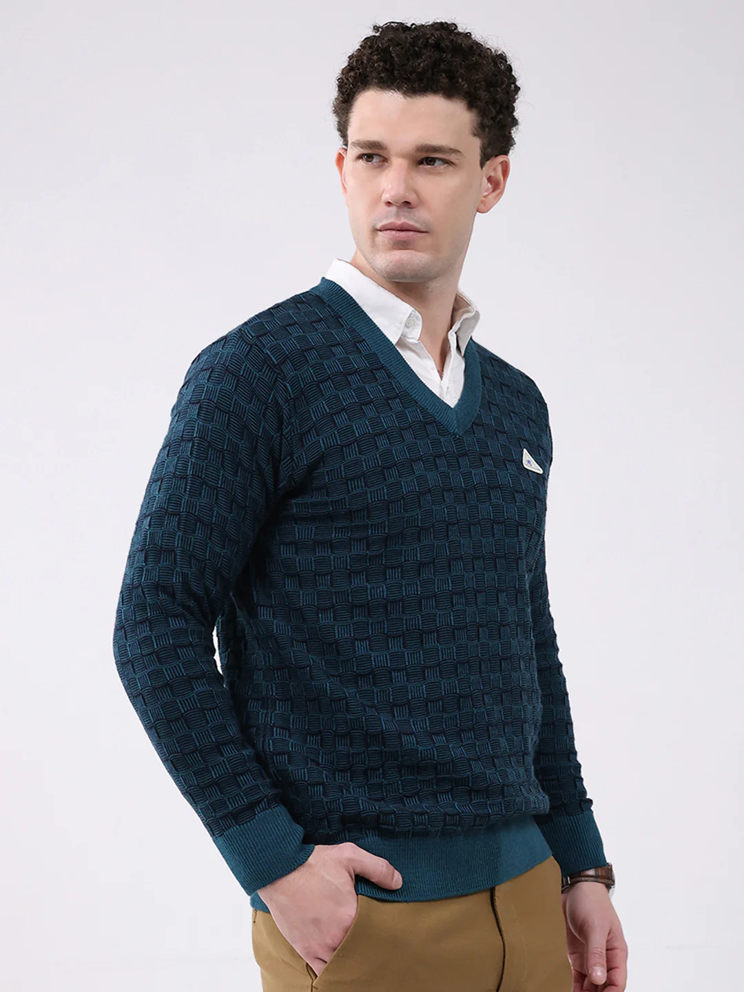 Men Green Self Design V Neck Full Sleeve Pullover - Image 4