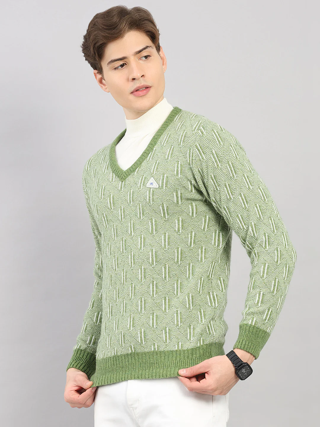 Men Green Self Design V Neck Full Sleeve Pullover - Image 3