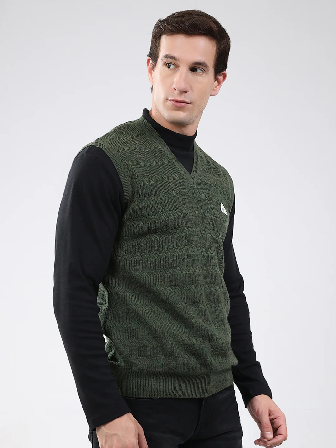 Men Green Self Design V Neck Sleeveless Sweater - Image 4