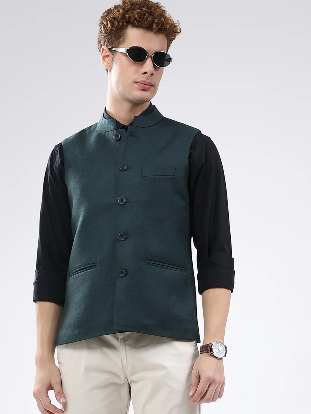 Men Green Solid Band Neck Sleeveless Jacket - Image 7