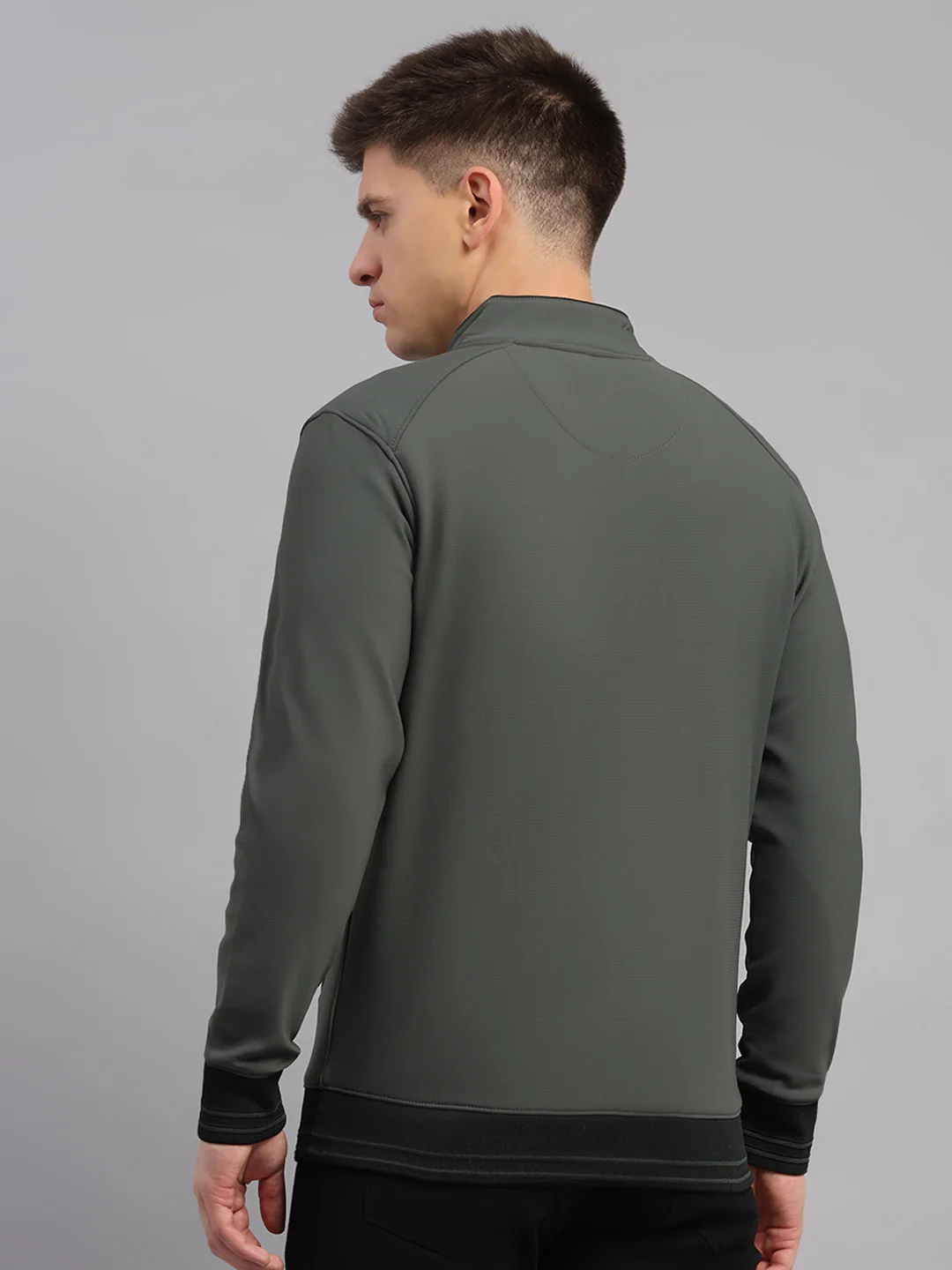 Men Green Solid Collar Full Sleeve Sweatshirt - Image 5