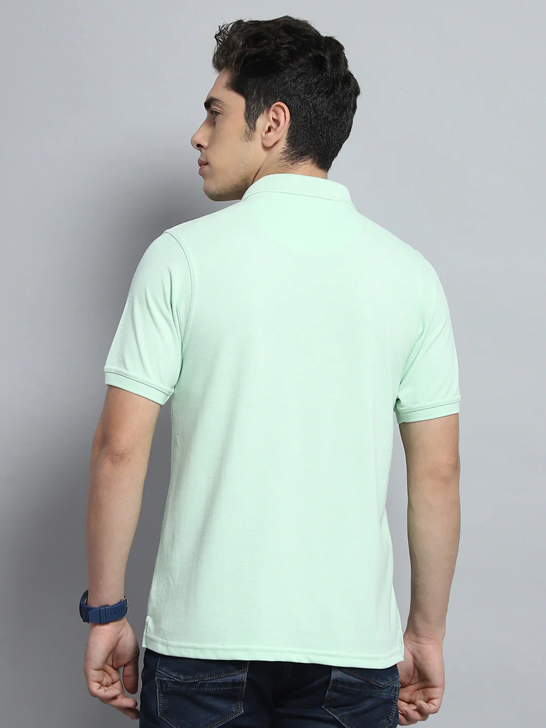 Men Green Solid Collar Half Sleeve T-Shirt - Image 5