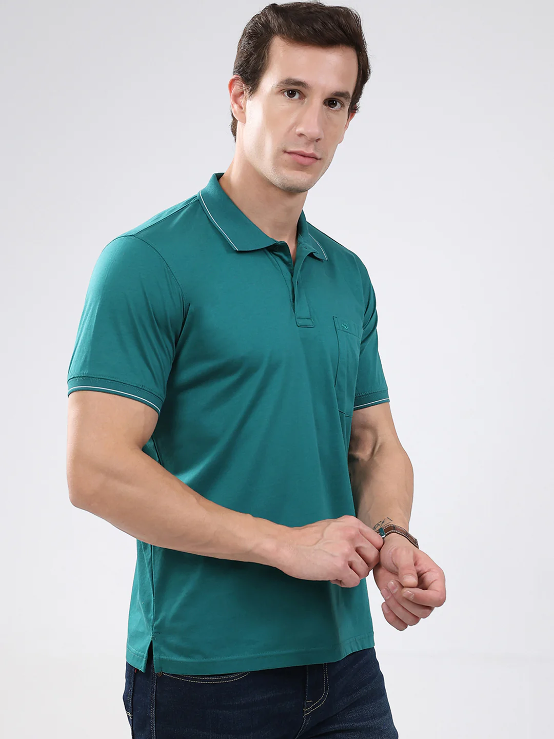 Men Green Solid Collar Half Sleeve T-Shirt - Image 4