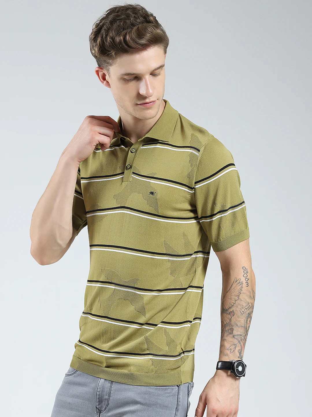 Men Green Solid Collar Half Sleeve T-Shirt - Image 3
