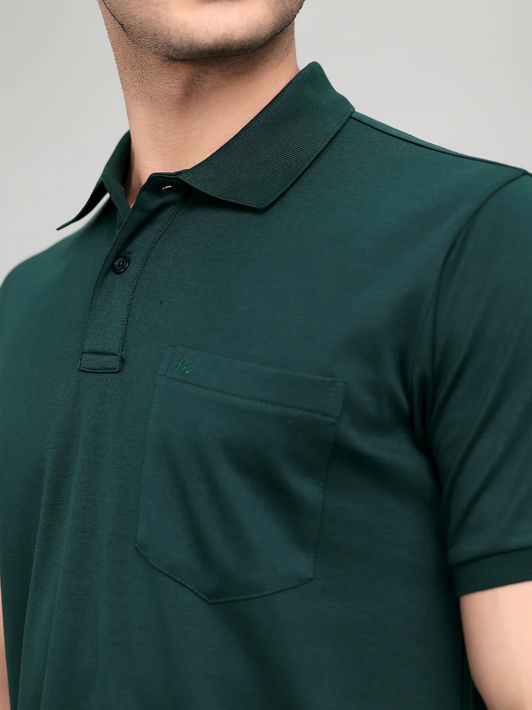 Men Green Solid Collar Half Sleeve T-Shirt - Image 4