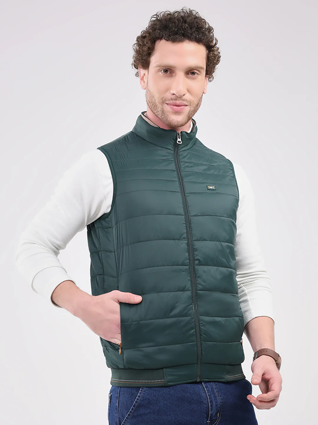 Men Green Solid Collar Sleeveless Jacket - Image 4