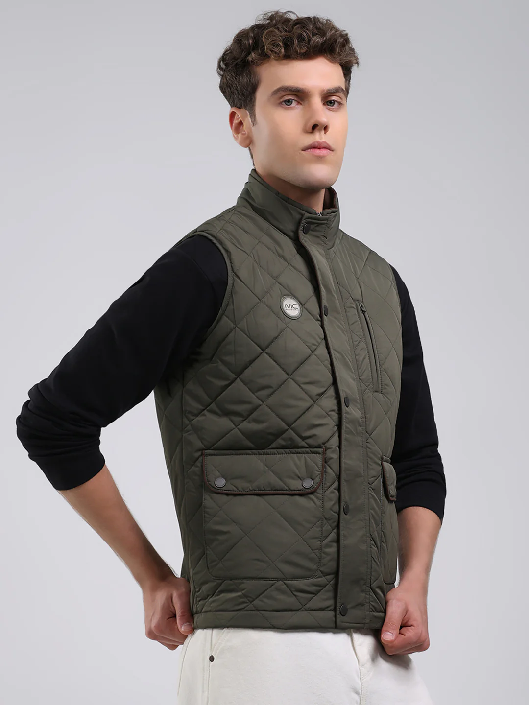 Men Green Solid Collar Sleeveless Jacket - Image 4