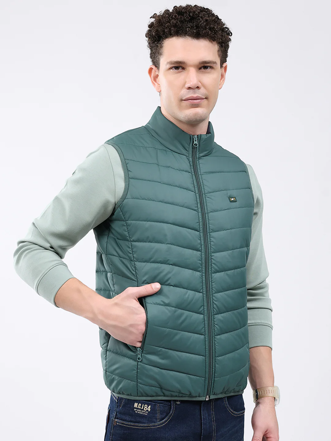 Men Green Solid Collar Sleeveless Jacket - Image 4