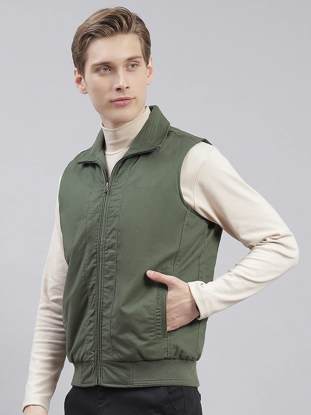 Men Green Solid Collar Sleeveless Jackets - Image 3