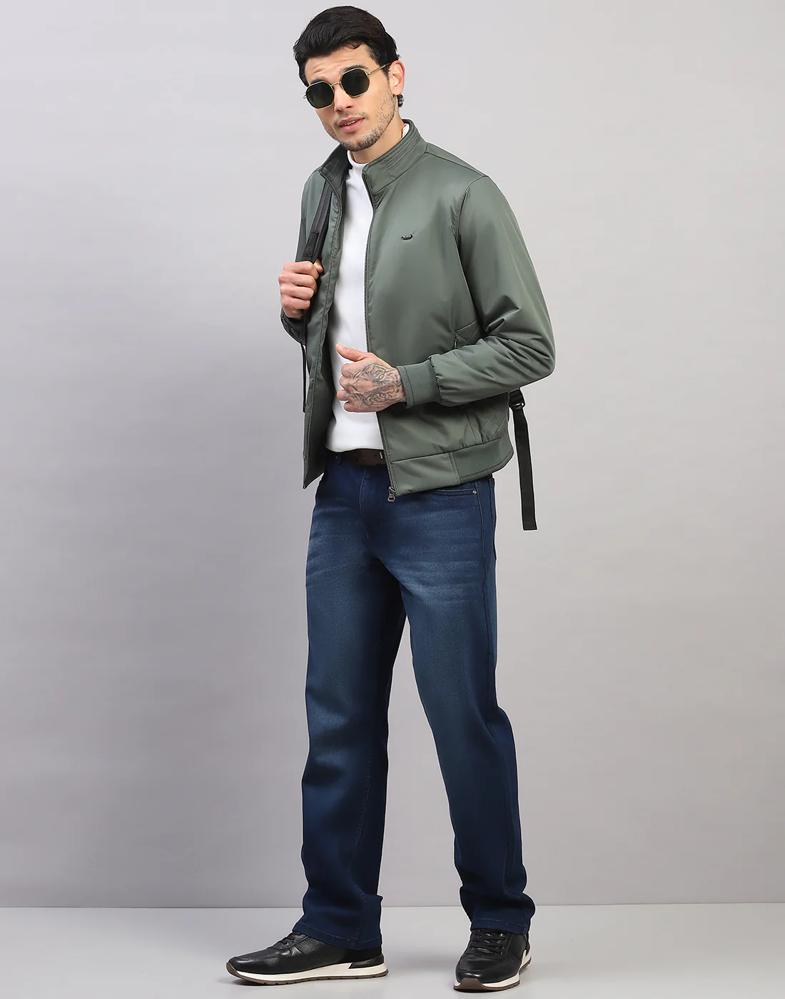 Men Green Solid Full Sleeve Jacket - Image 5