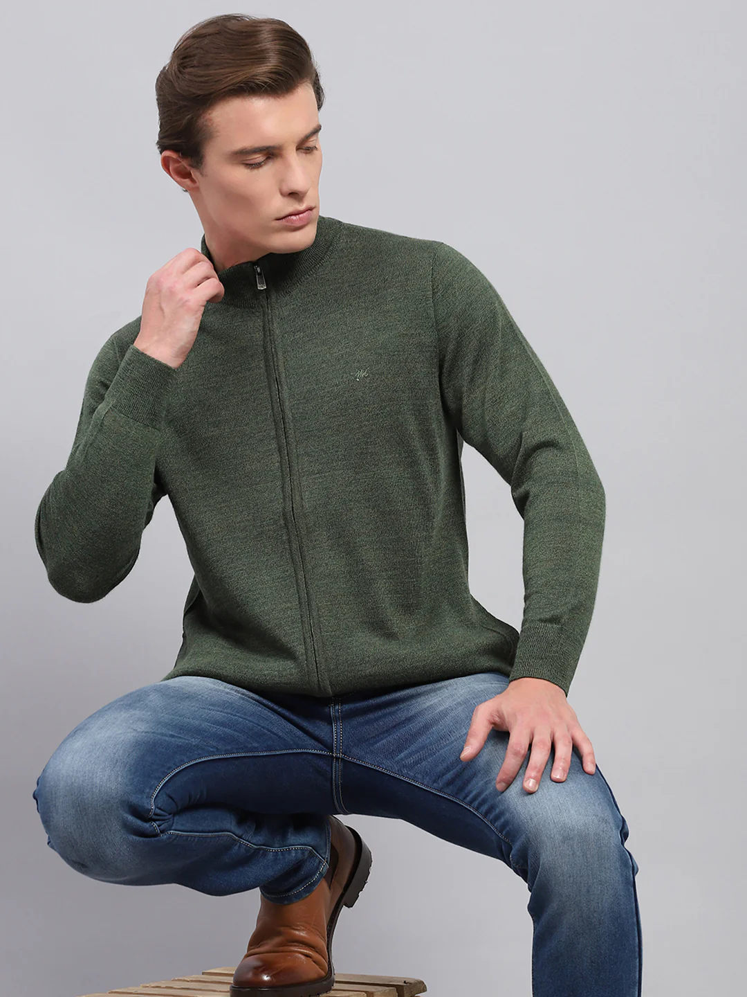 Men Green Solid High Neck Full Sleeve Pullover - Image 6