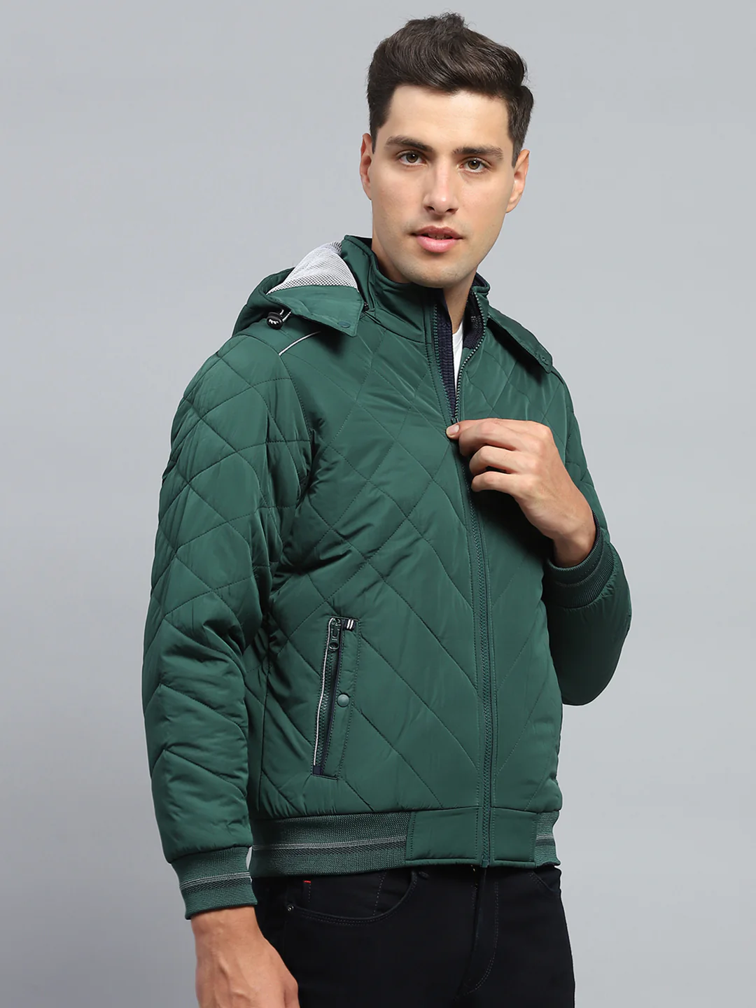 Men Green Solid Hooded Full Sleeve Jacket - Image 4