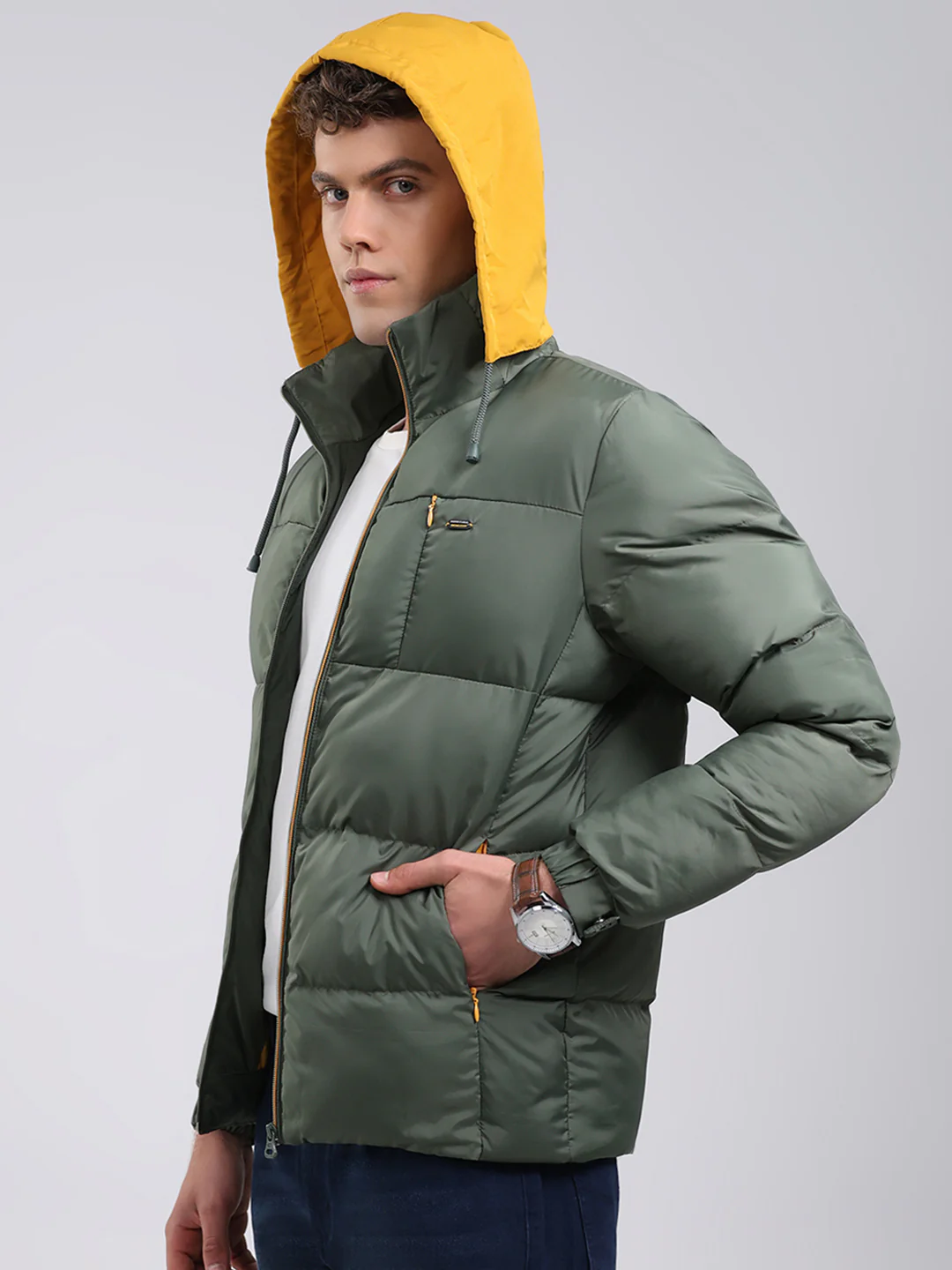Men Green Solid Hooded Full Sleeve Jacket - Image 3