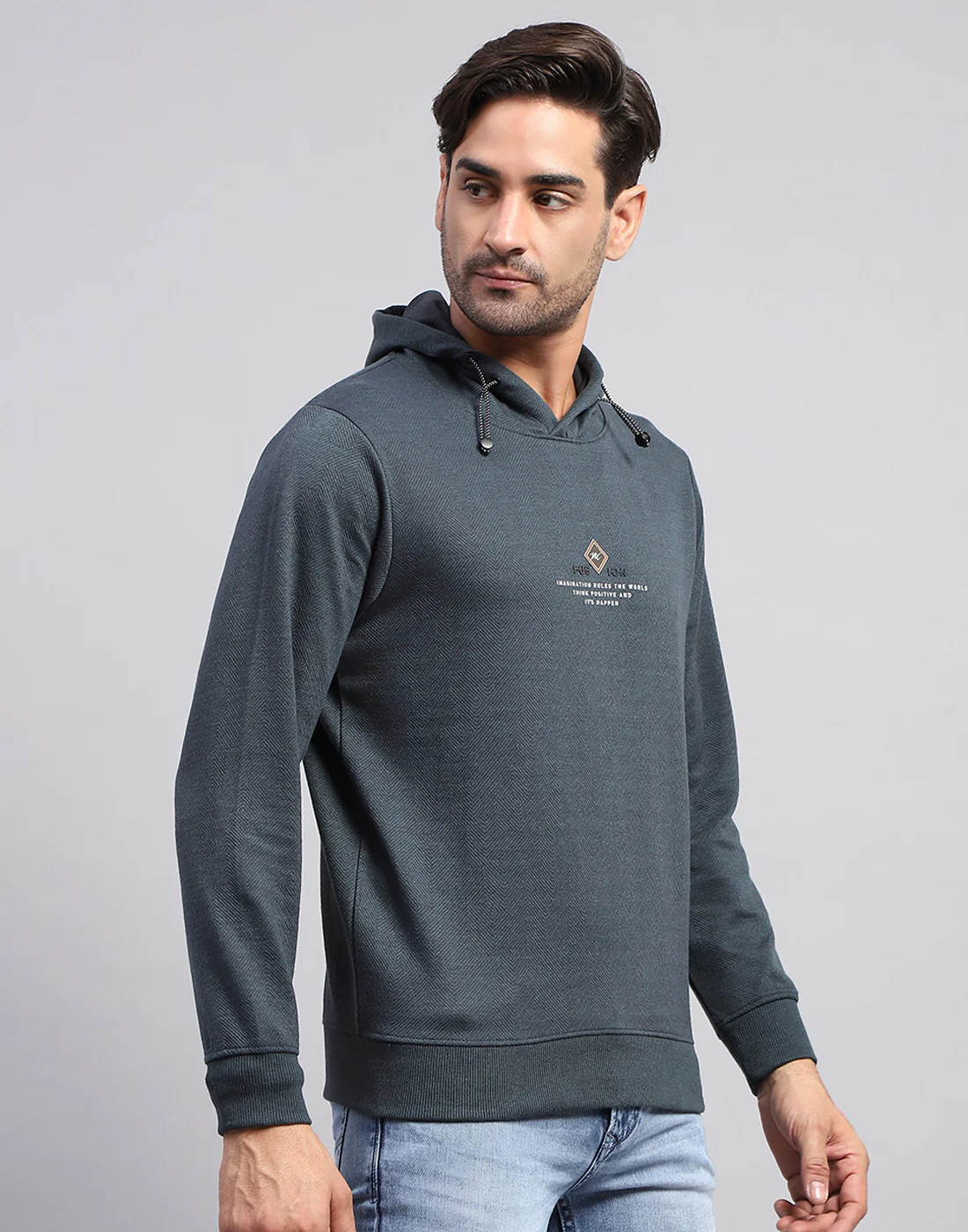 Men Green Solid Hooded Full Sleeve Winter T-Shirt - Image 4