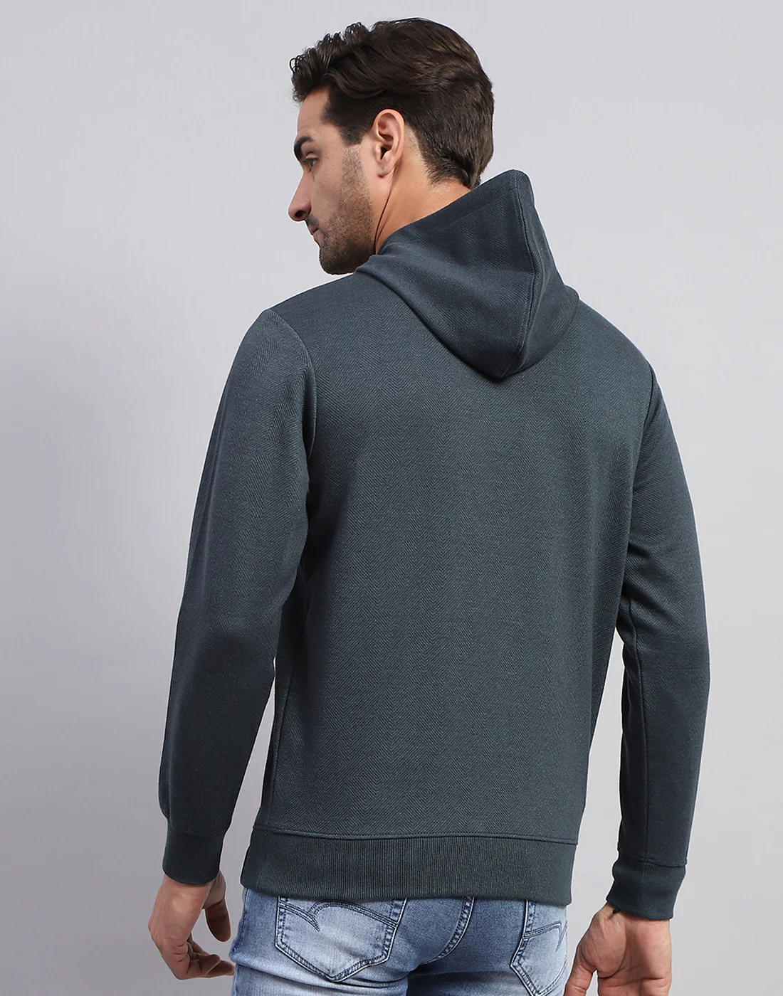 Men Green Solid Hooded Full Sleeve Winter T-Shirt - Image 5