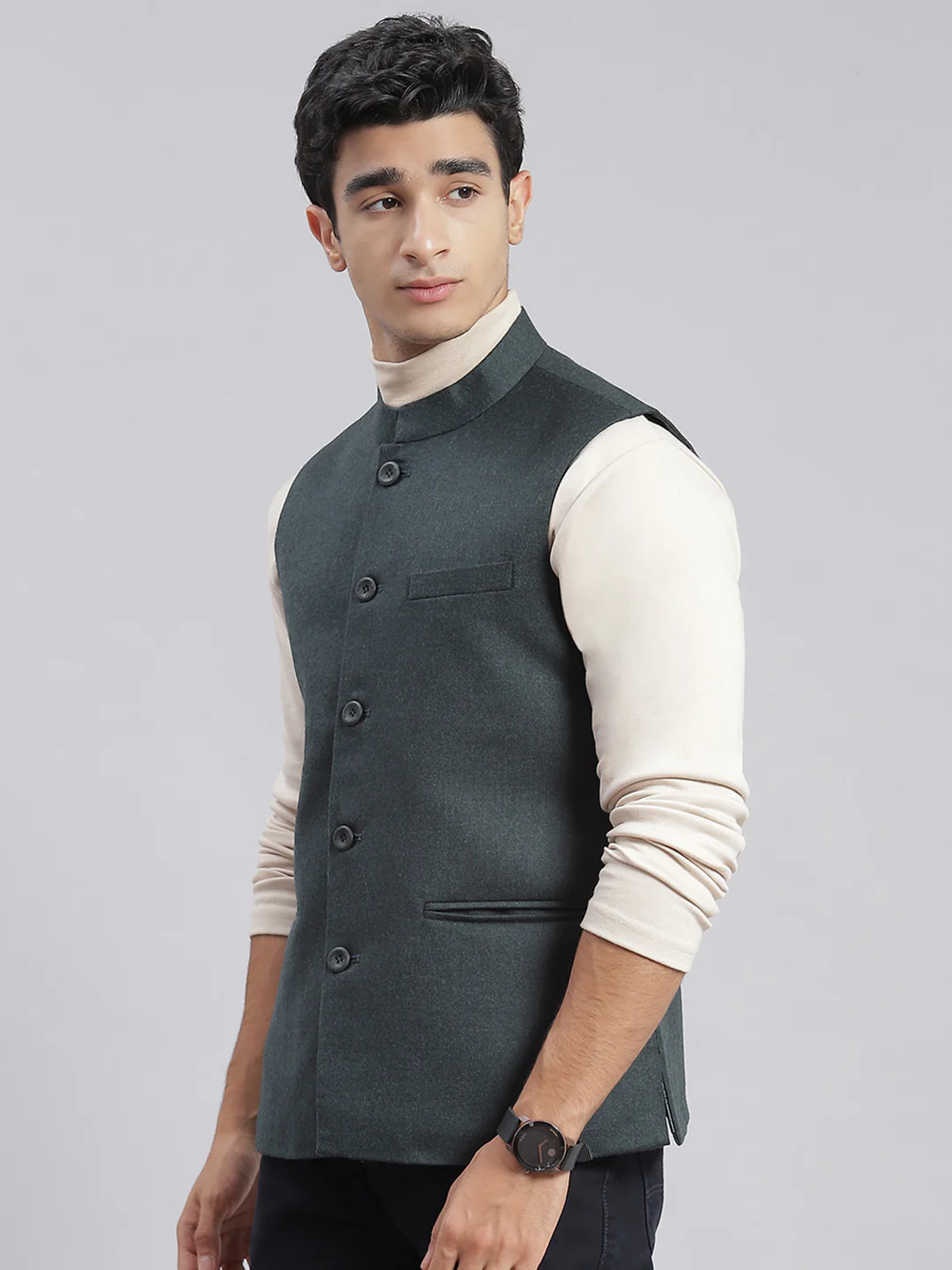 Men Green Solid Mandarin Collar Sleeveless Nehru Jackets - Image 6