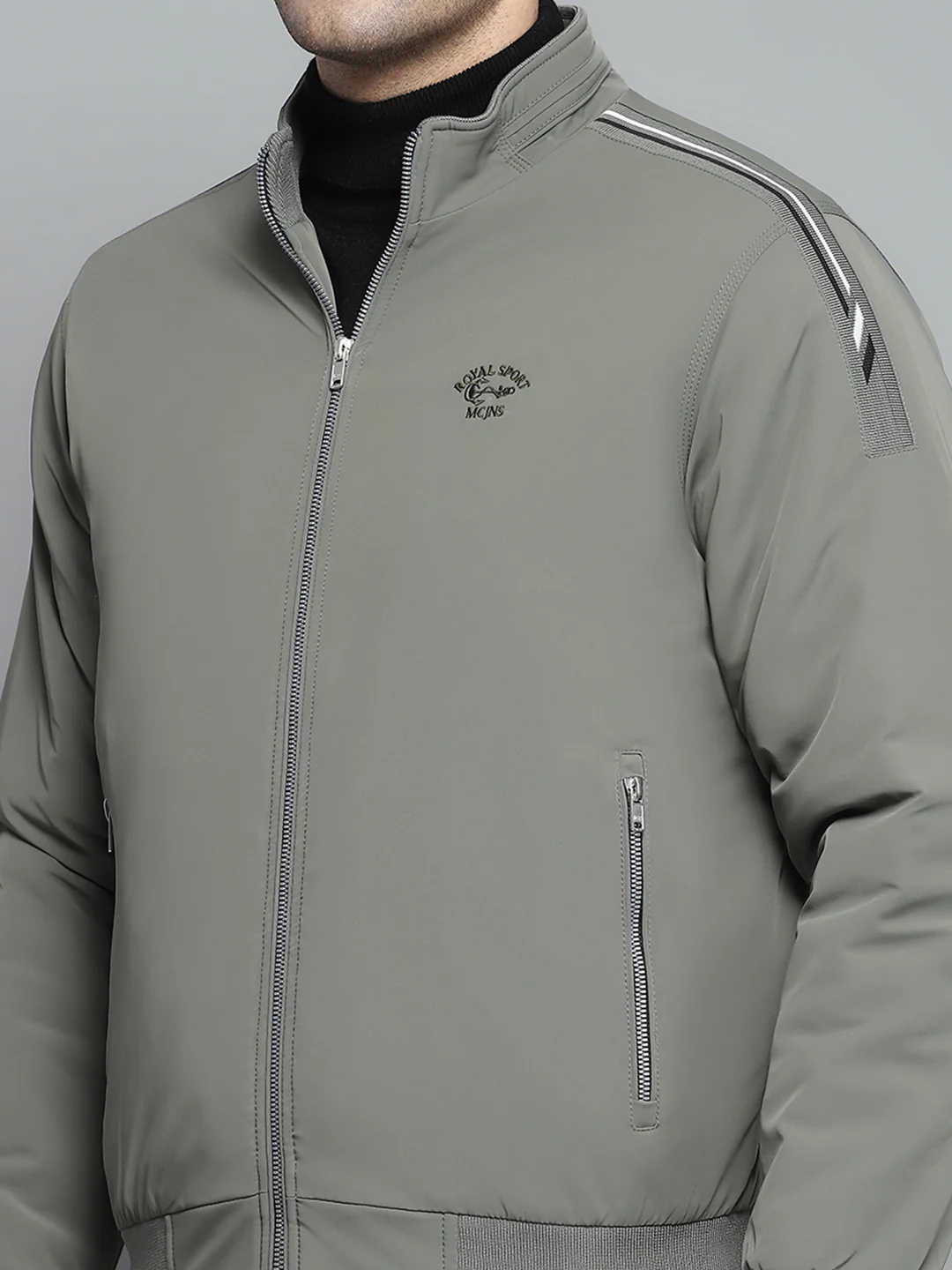 Men Green Solid Mock Neck Full Sleeve Jacket - Image 6