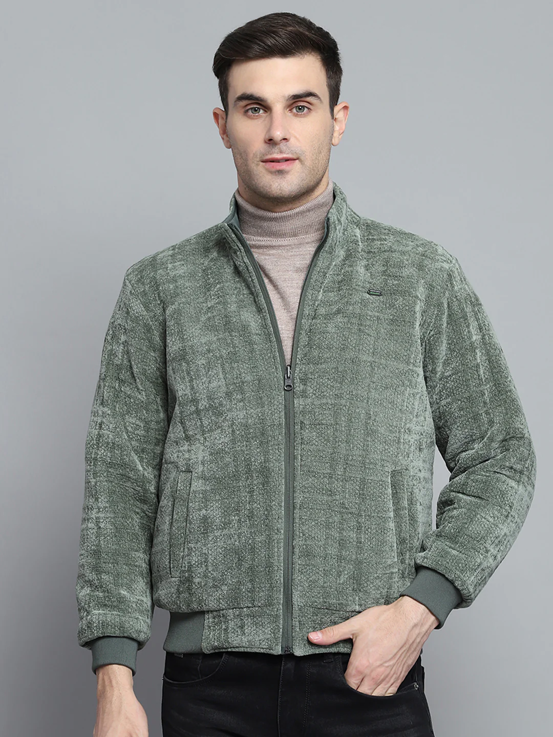 Men Green Solid Mock Neck Full Sleeve Jacket - Image 6