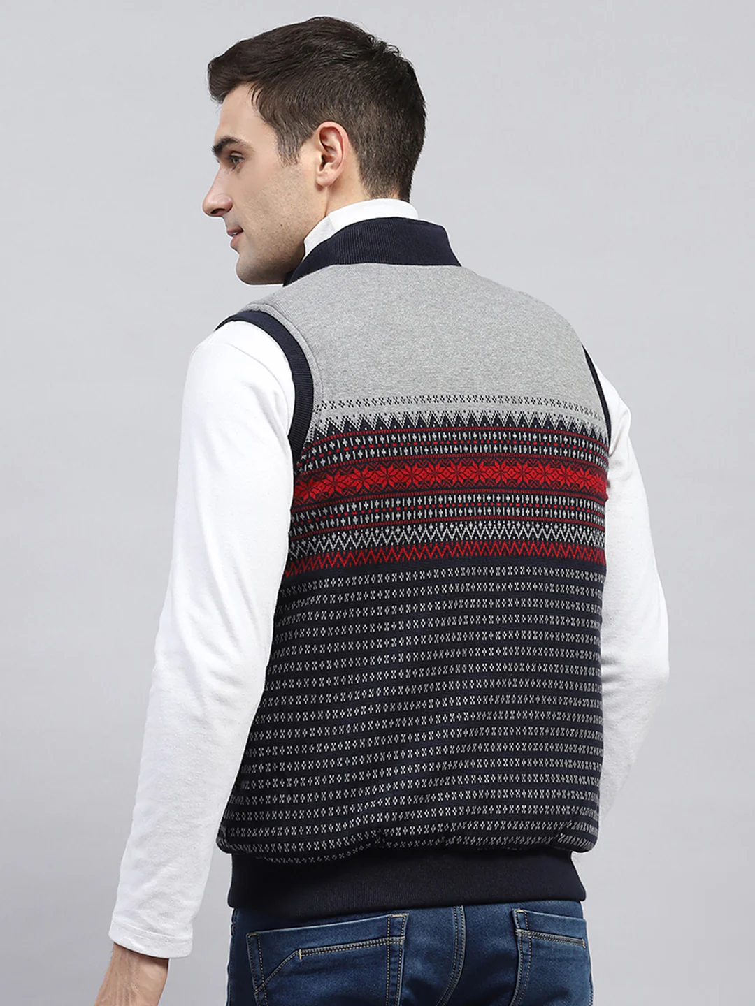 Men Green Solid Mock Neck Sleeveless Reversible Jacket - Image 10