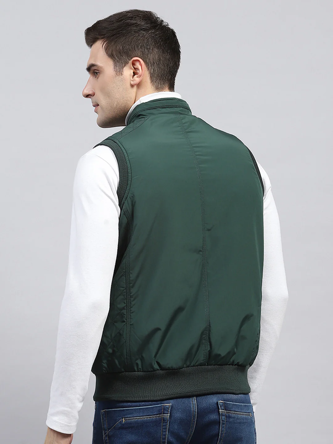 Men Green Solid Mock Neck Sleeveless Reversible Jacket - Image 8