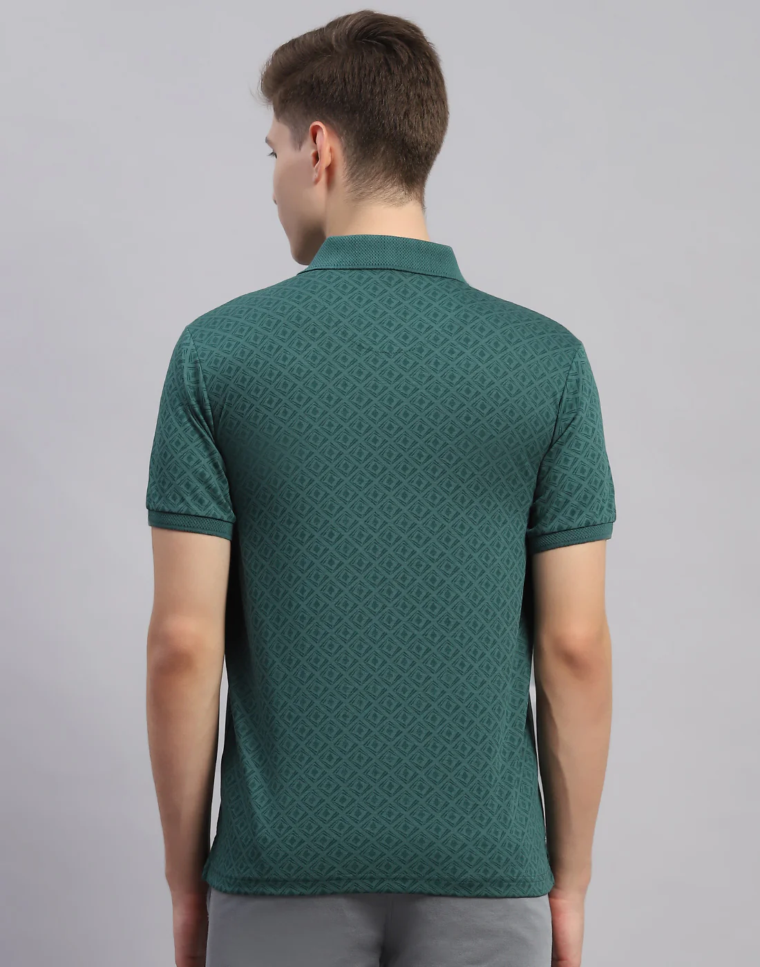 Men Green Solid Polo Collar Half Sleeve T-Shirt - Image 5