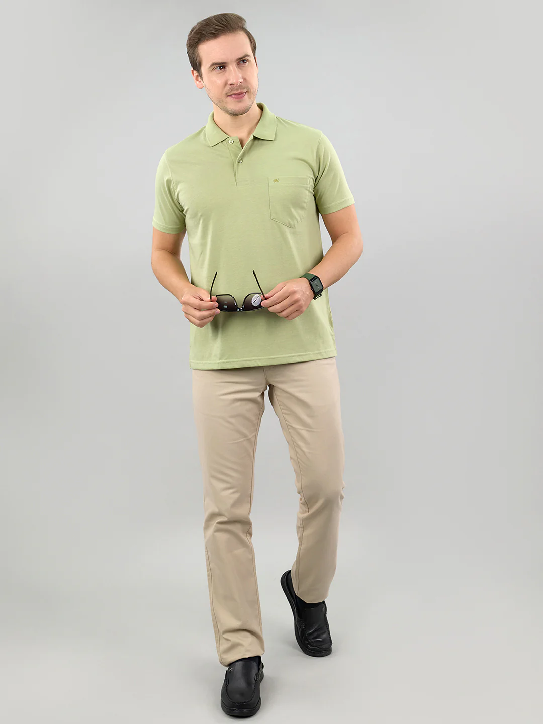 Men Green Solid Polo Collar Half Sleeve T-Shirt - Image 8