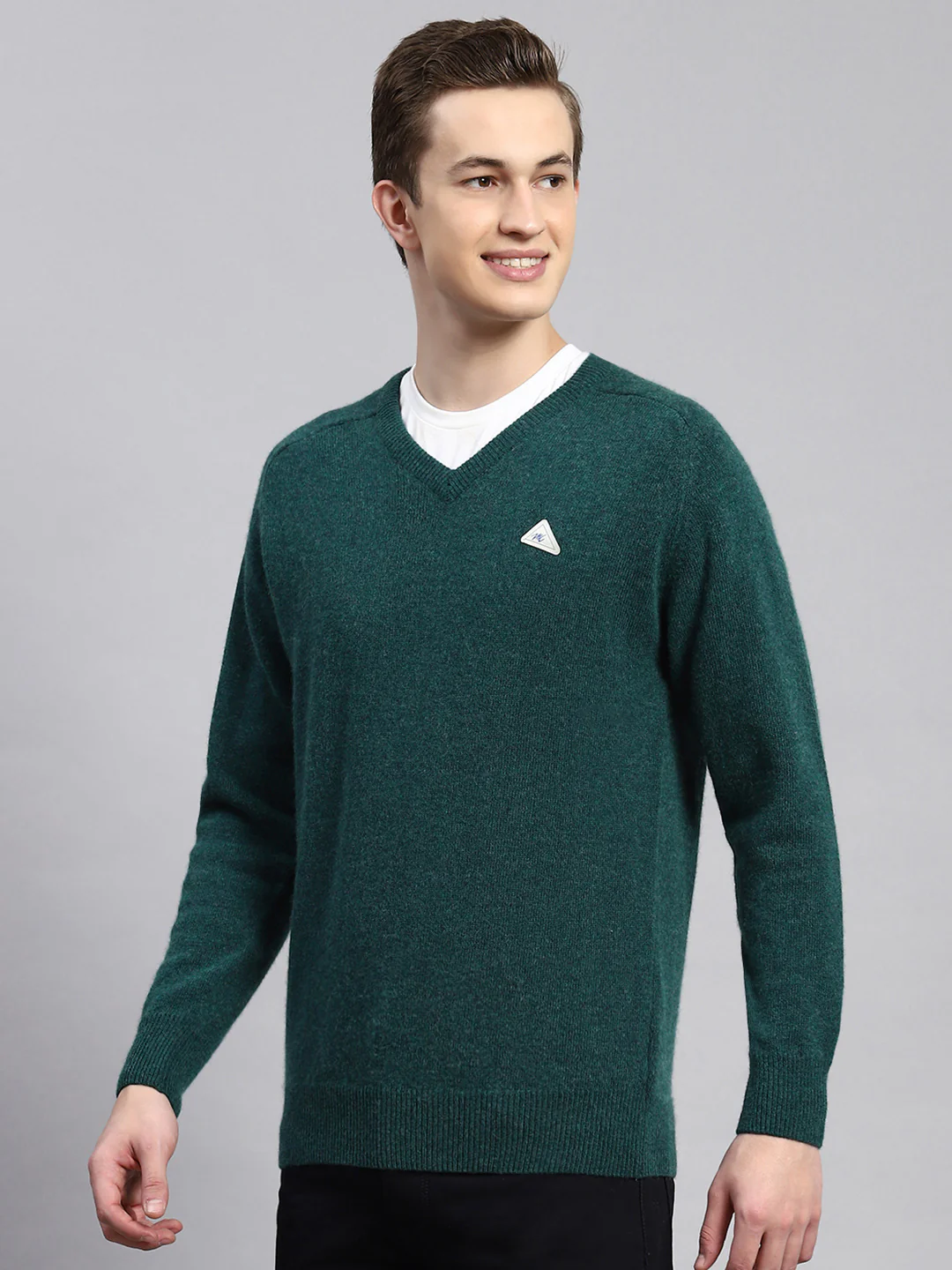 Men Green Solid Pullover - Image 4