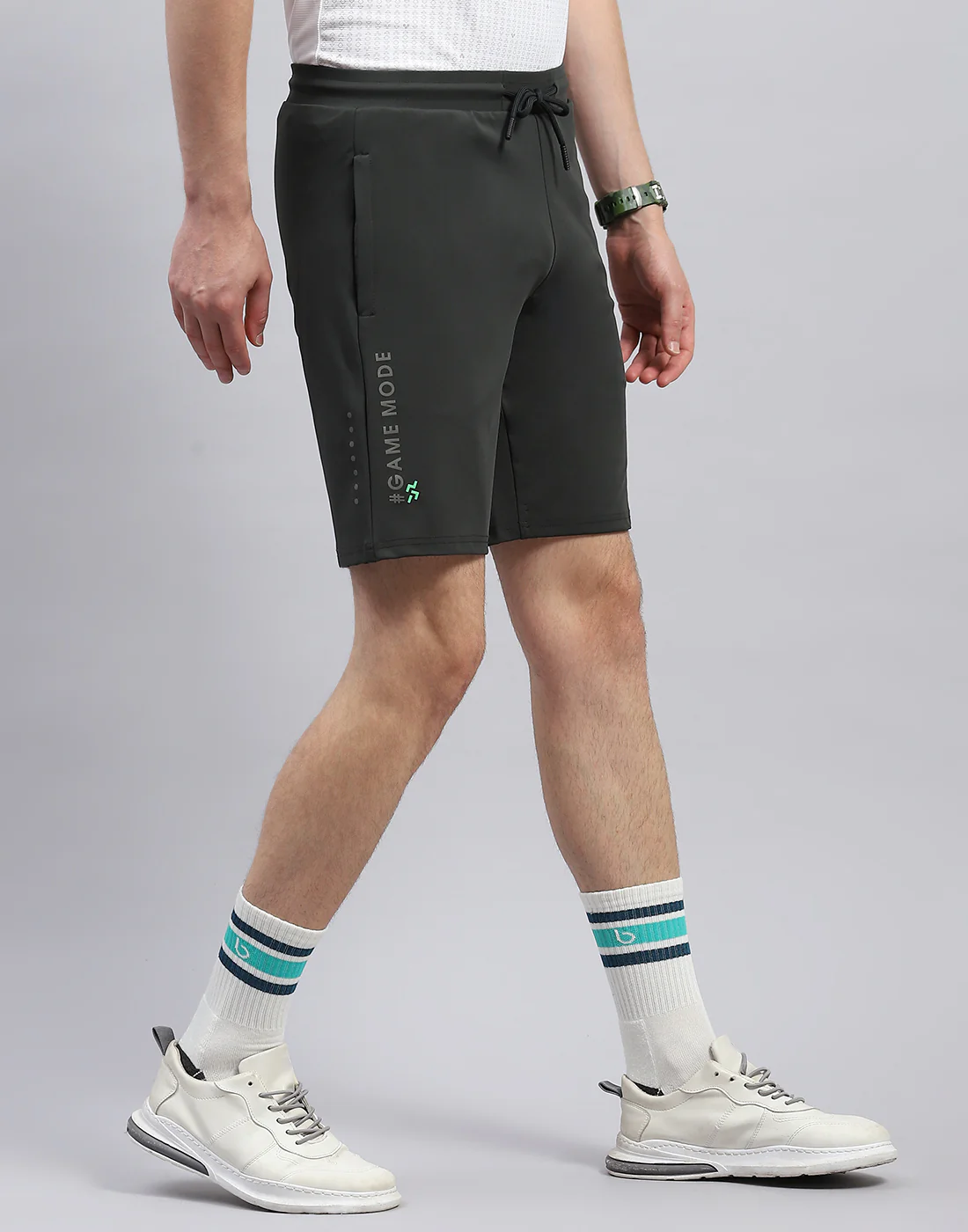 Men Green Solid Regular Fit Bermuda - Image 5