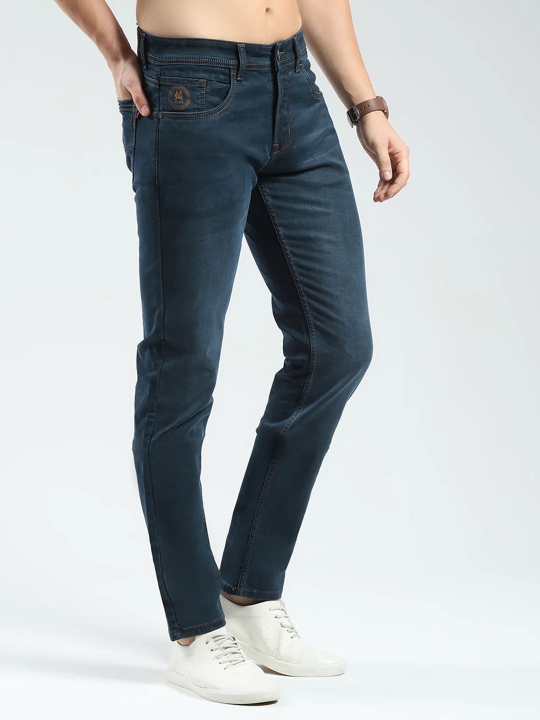 Men Green Solid Narrow Fit Denim - Image 4