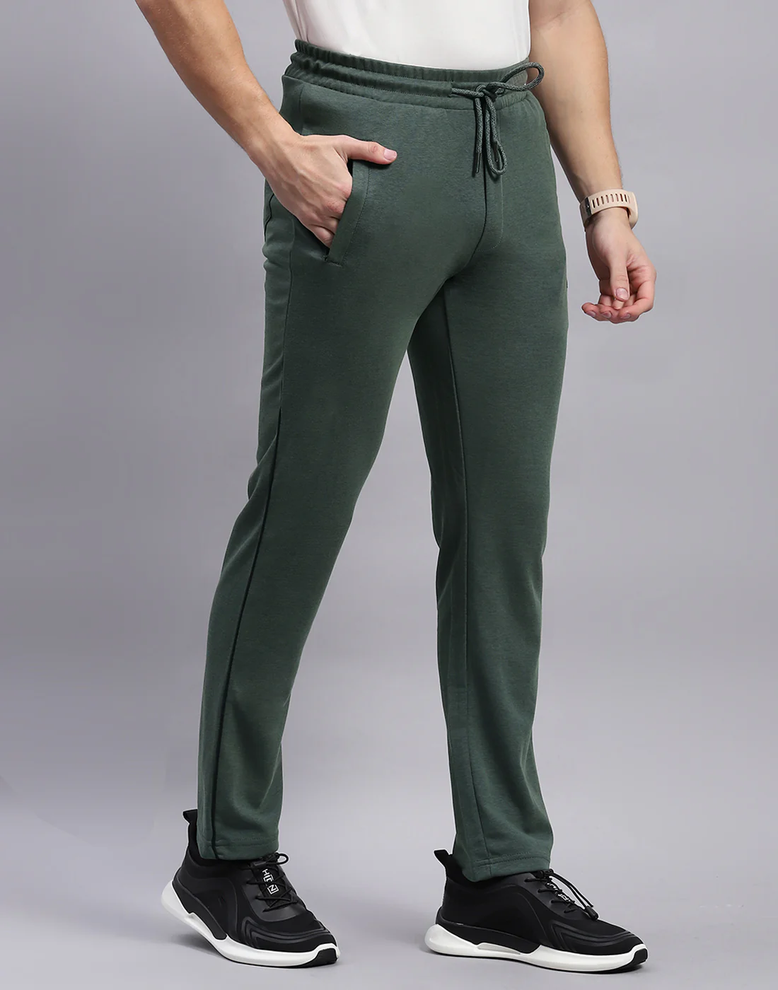 Men Green Solid Regular Fit Lower - Image 4